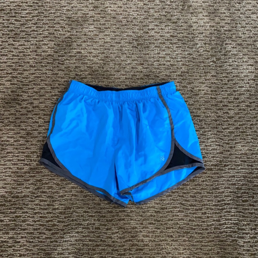 EUC actra shorts. Size L